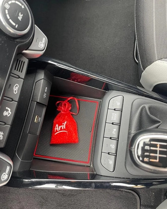 Kia Stonic cena 86000 przebieg: 19000, rok produkcji 2021 z Ciechanów małe 137